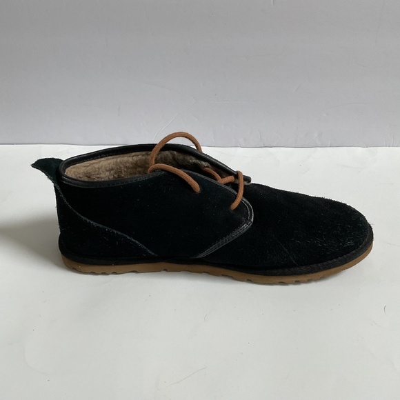 UGG Maksim Suede Lightweight Sherpa Lining Black Ankle Chukka Boot Mens Sz 8